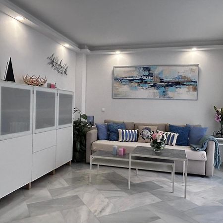Sweet Home In Puerto Marina เบนัลมาเดนา ภายนอก รูปภาพ