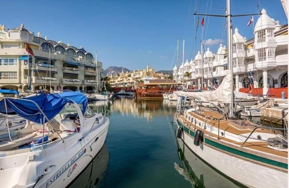 Sweet Home In Puerto Marina เบนัลมาเดนา ภายนอก รูปภาพ